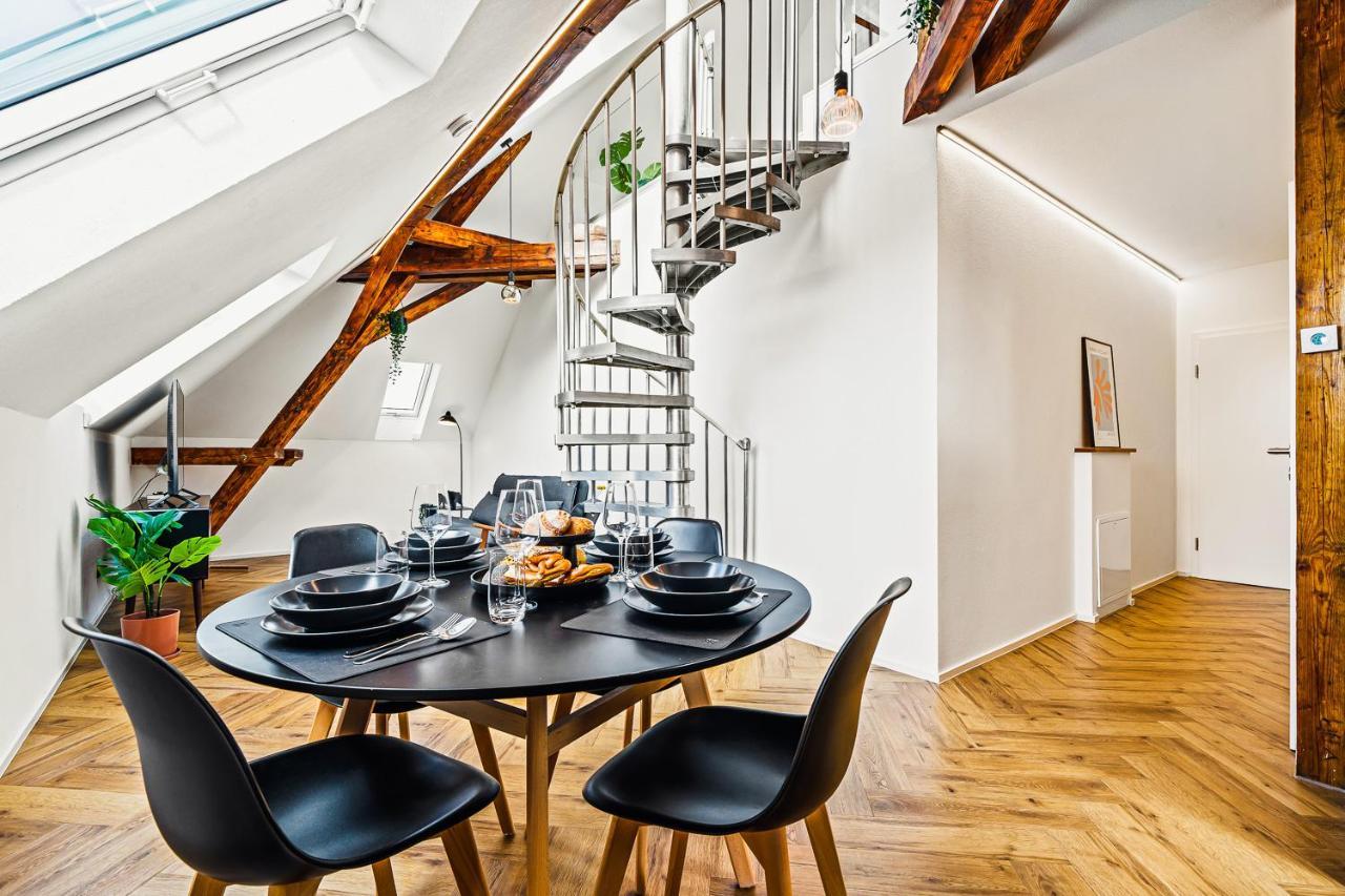 Maisonette-Wohnung Mit Freigelegtem Fachwerk Meckenbeuren Luaran gambar
