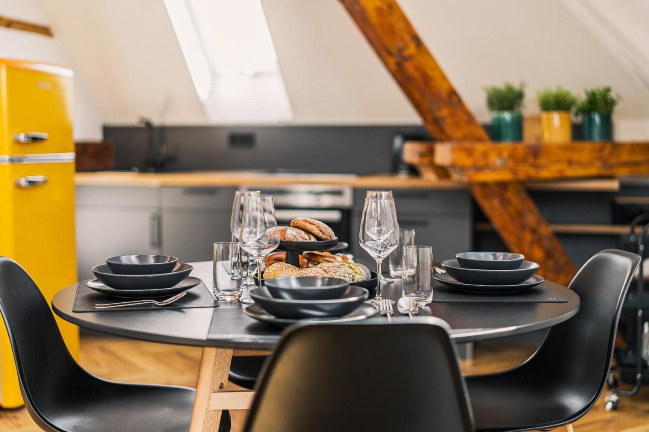 Maisonette-Wohnung Mit Freigelegtem Fachwerk Meckenbeuren Luaran gambar